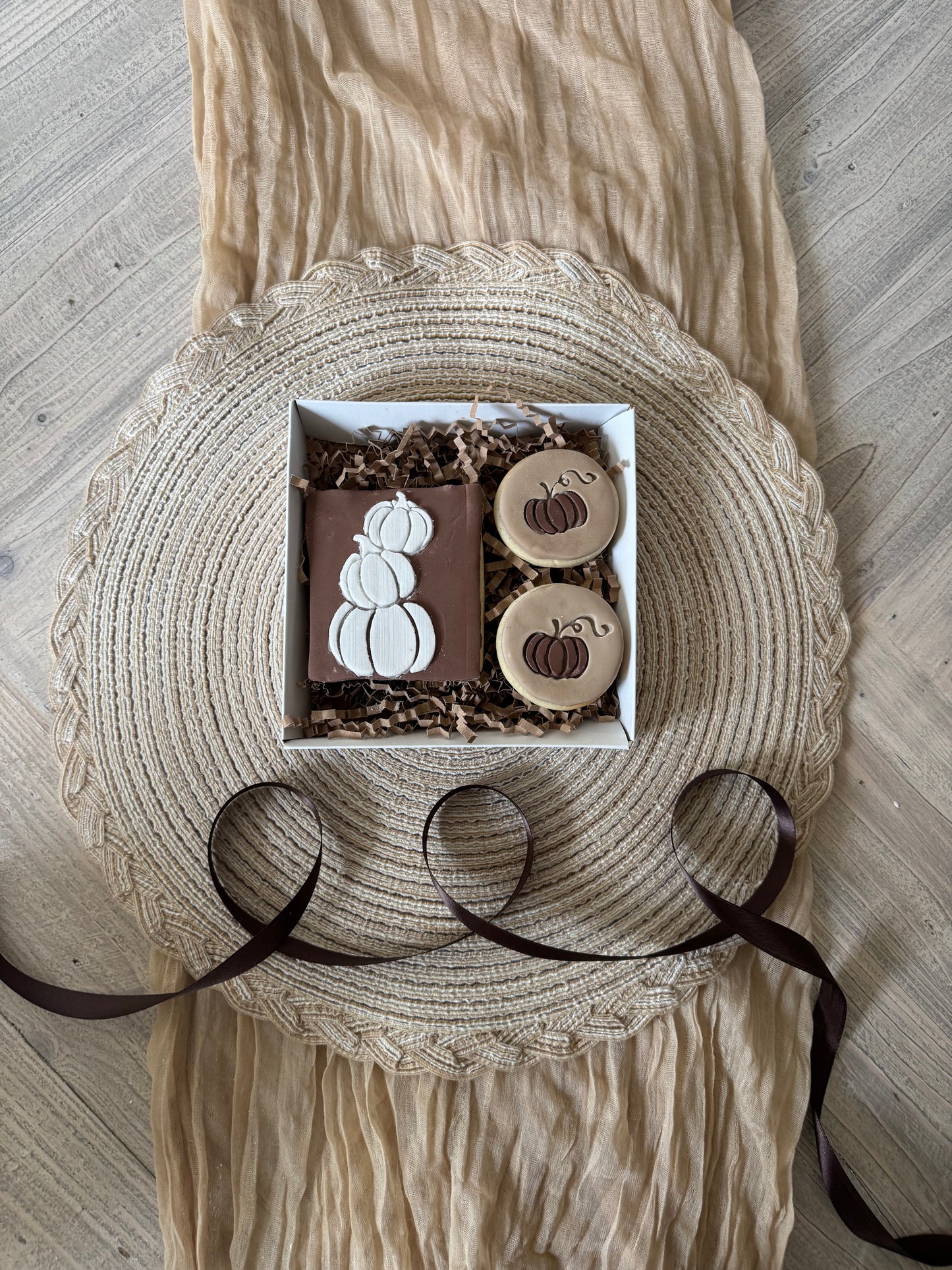 HOD Autumn 2 - 3 cookie box